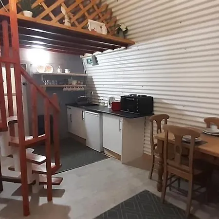 Sallys Chalet *