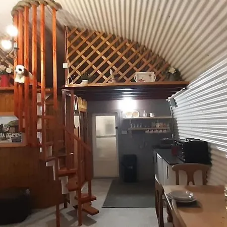Sallys Chalet