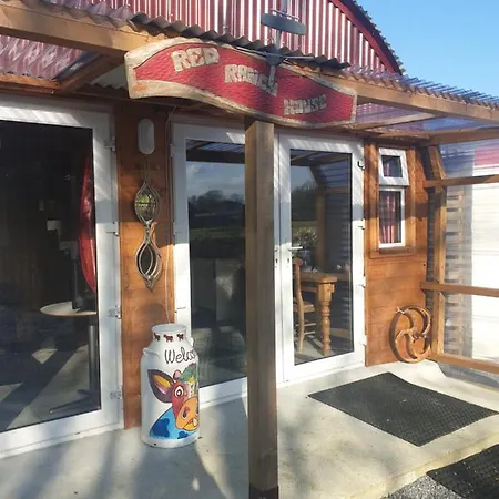 Sallys Chalet